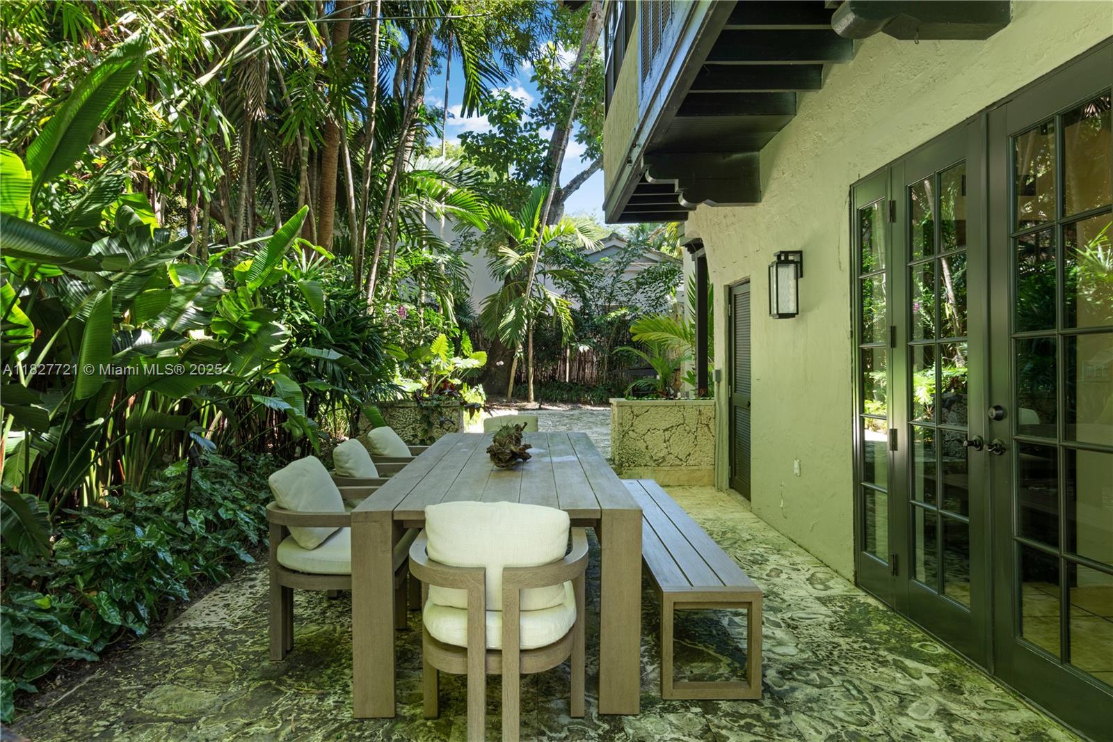 SOLANA PARK ADDN - Residential Lease