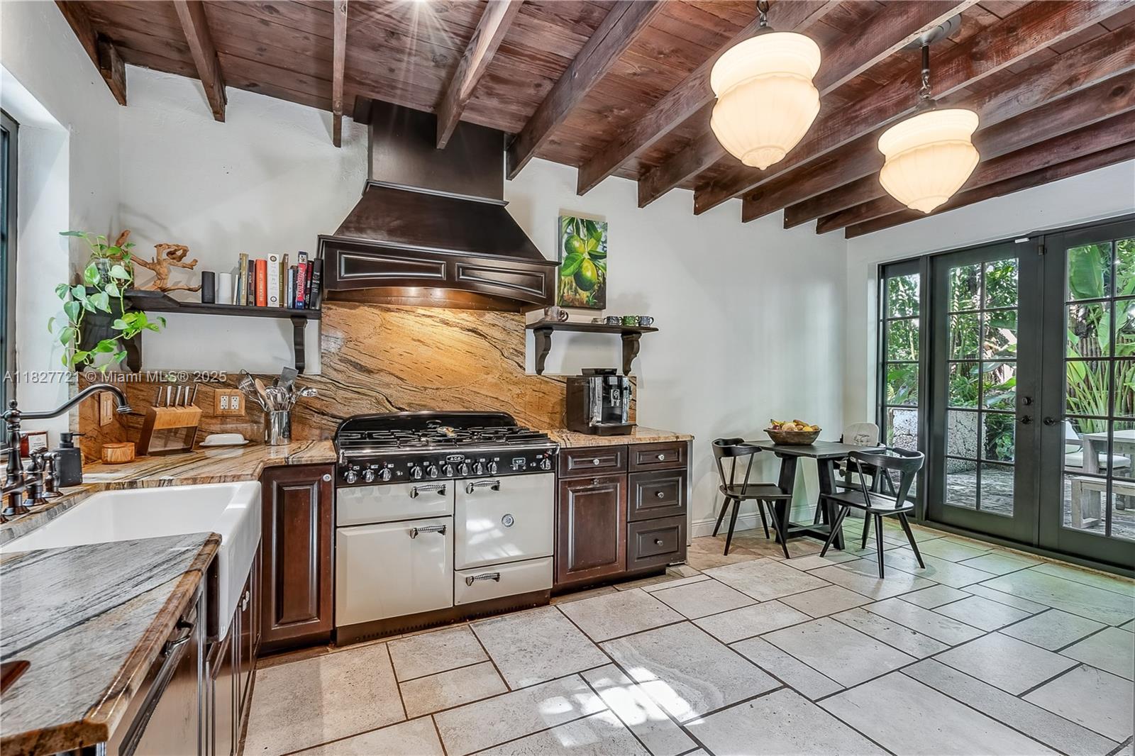 SOLANA PARK ADDN - Residential Lease