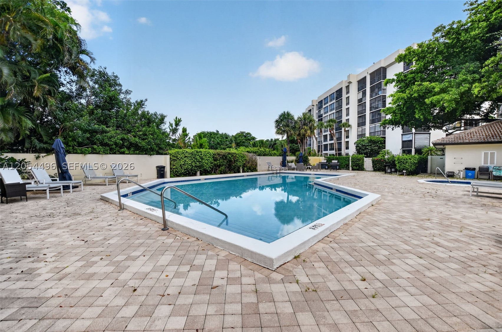 WELLESLEY PARK CONDO - Residential
