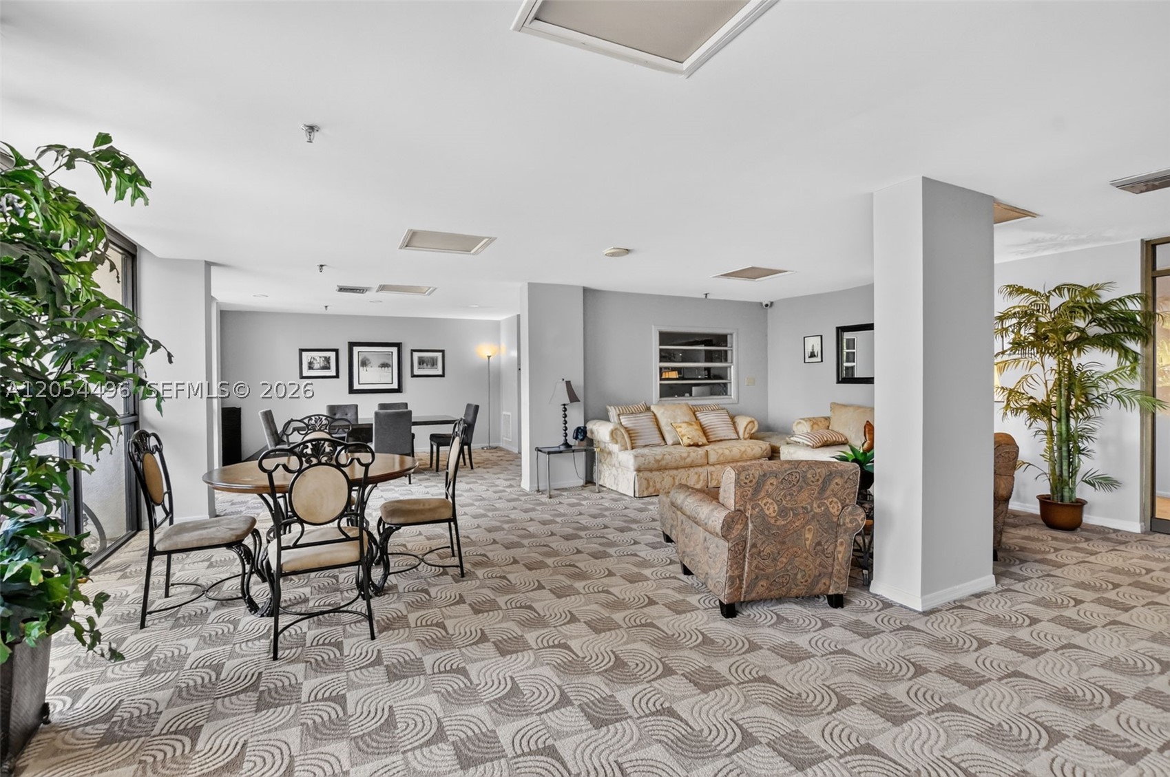 WELLESLEY PARK CONDO - Residential