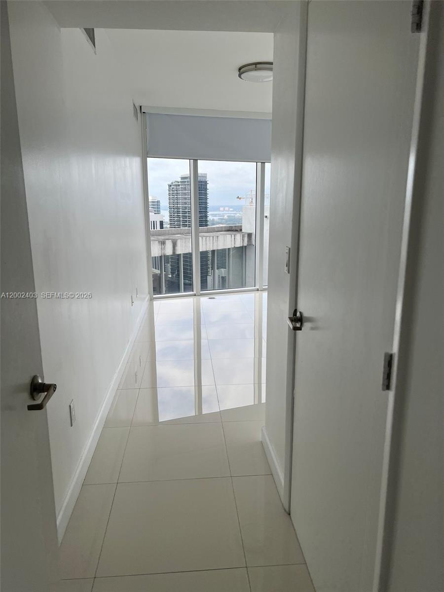 ICONBRICKELL CONDO NO 1 - Residential