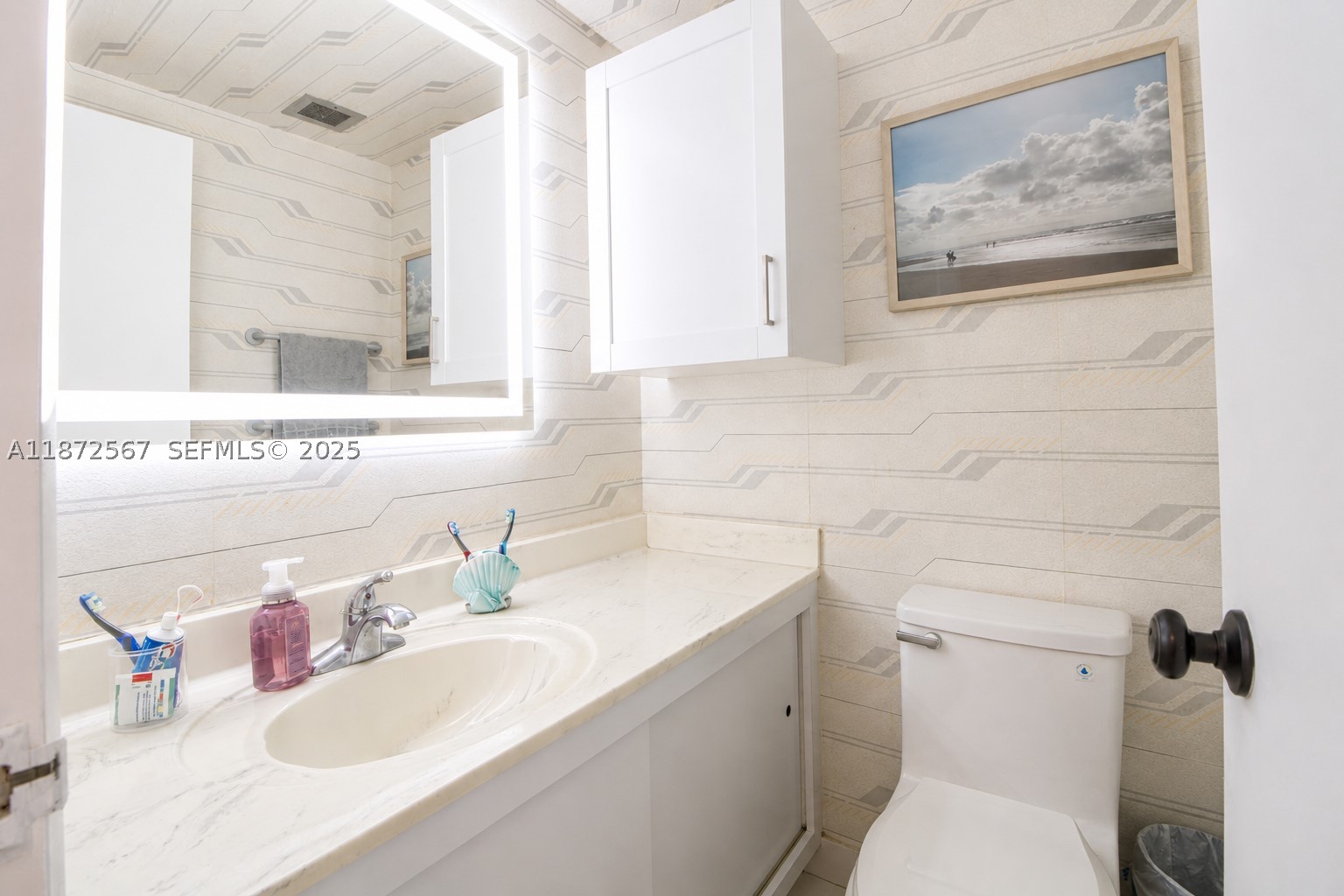HEMISPHERES CONDO - Residential
