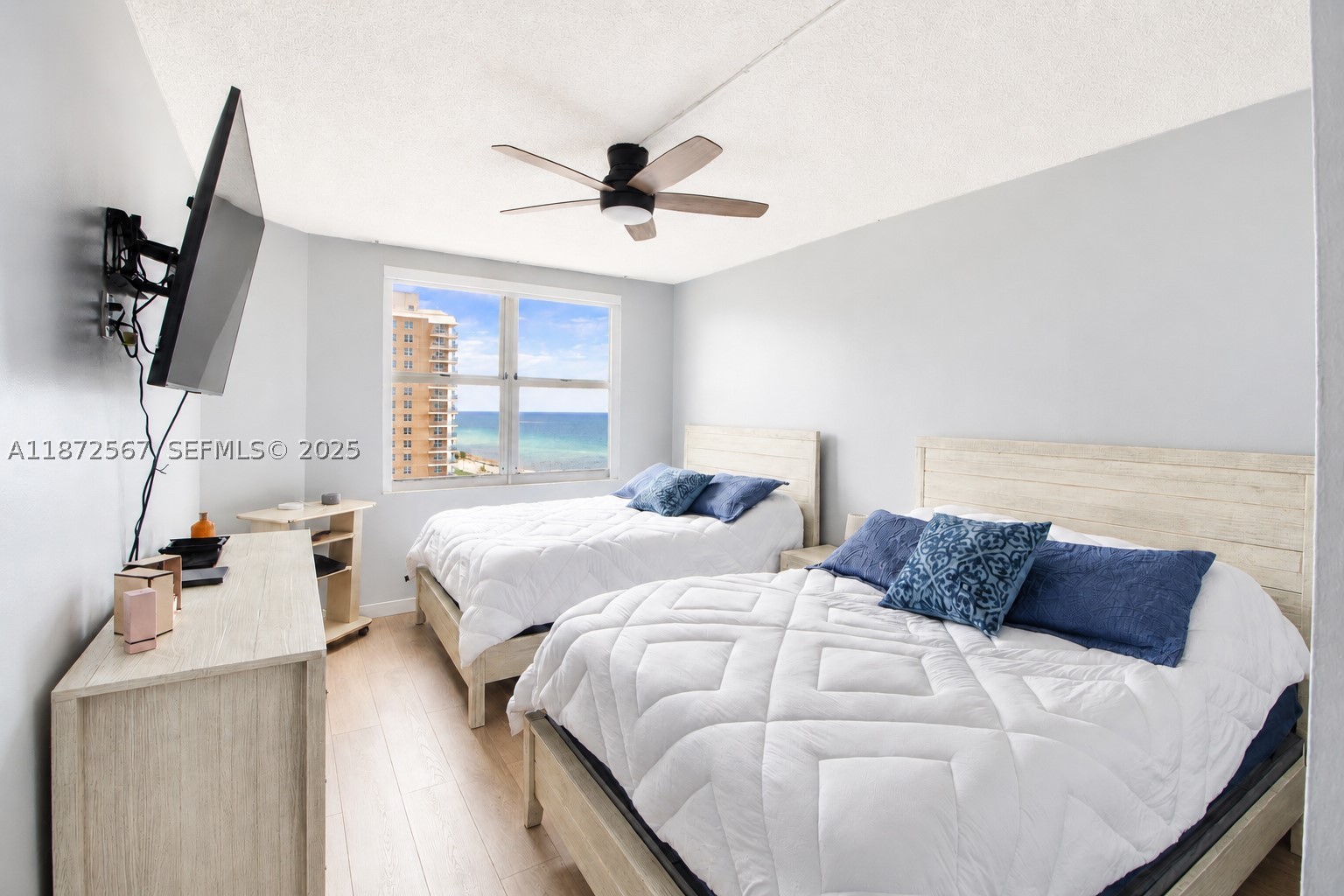 HEMISPHERES CONDO - Residential