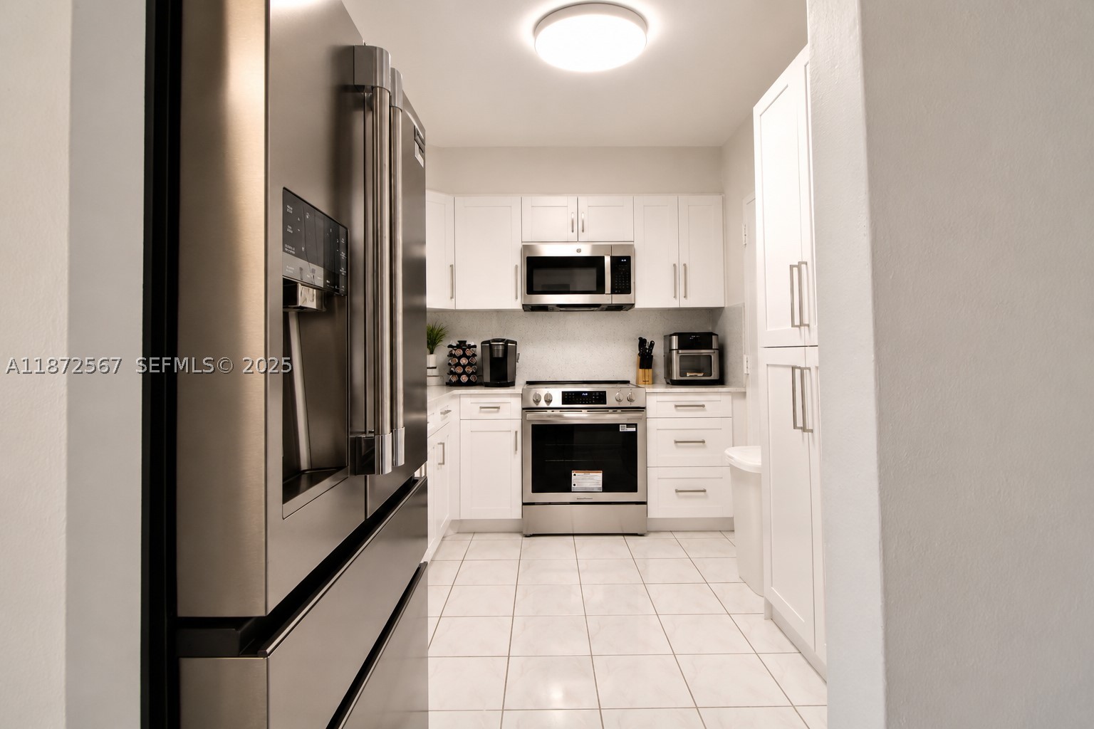 HEMISPHERES CONDO - Residential