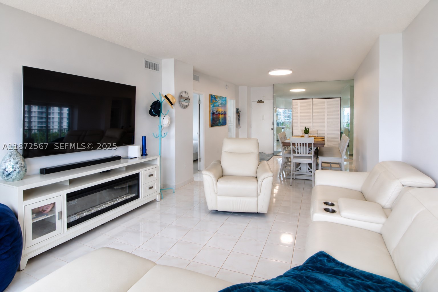HEMISPHERES CONDO - Residential