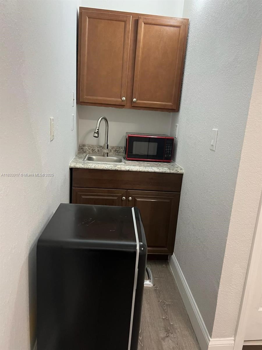 SILVER PALM WEST - Residential Lease