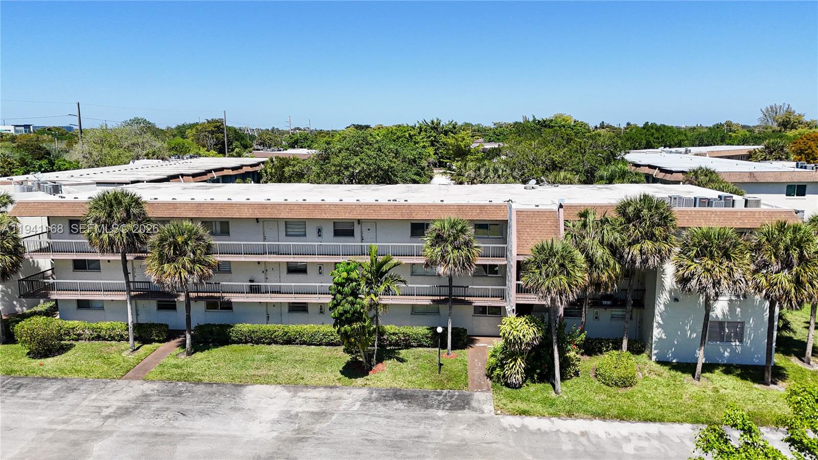 OMEGA CONDO NO 8 - Residential