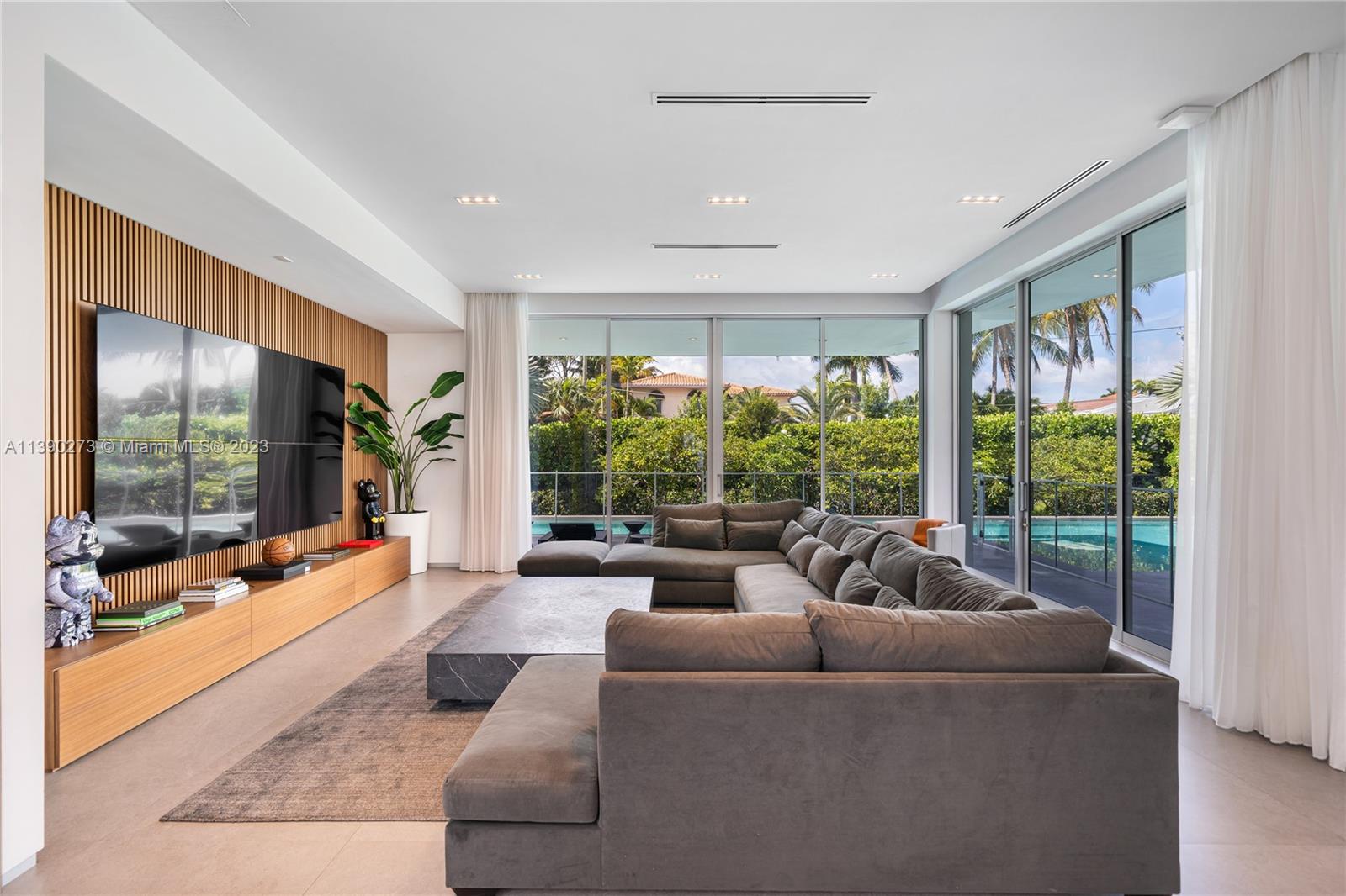 HIBISCUS ISLAND - Residential