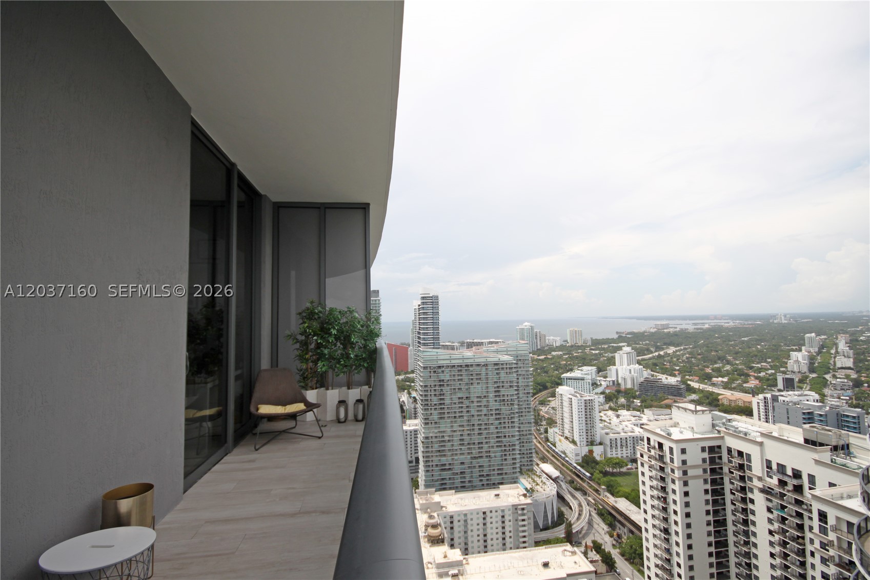 BRICKELL HEIGHTS EAST CON - Residential Lease