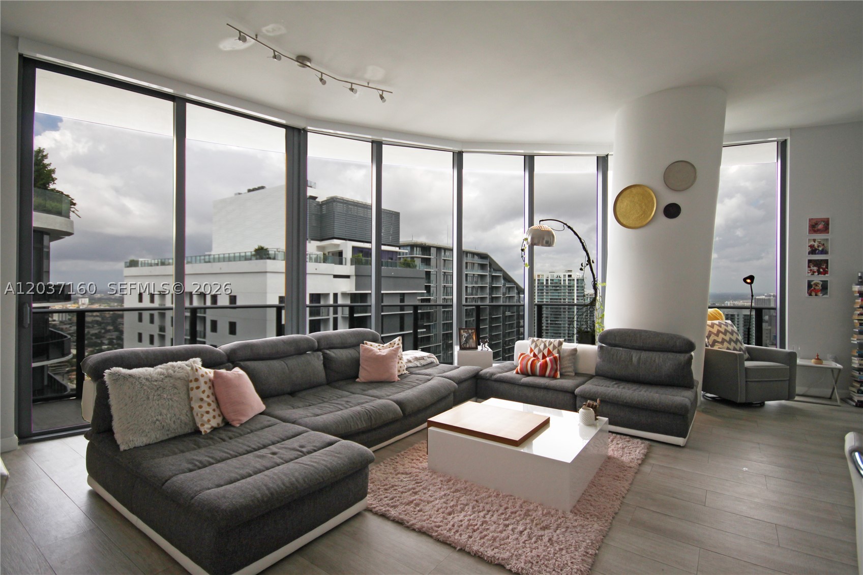 BRICKELL HEIGHTS EAST CON - Residential Lease