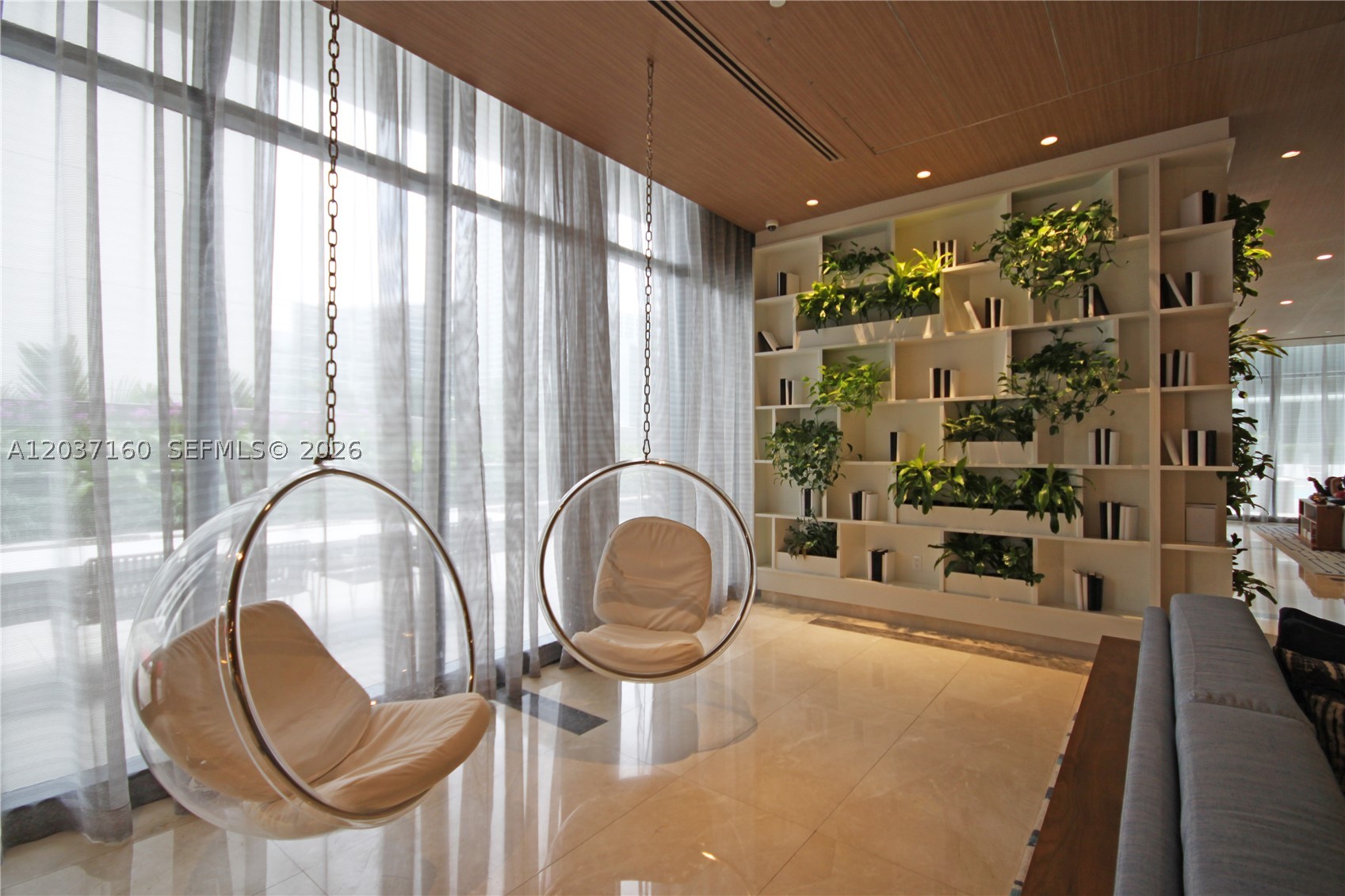 BRICKELL HEIGHTS EAST CON - Residential Lease