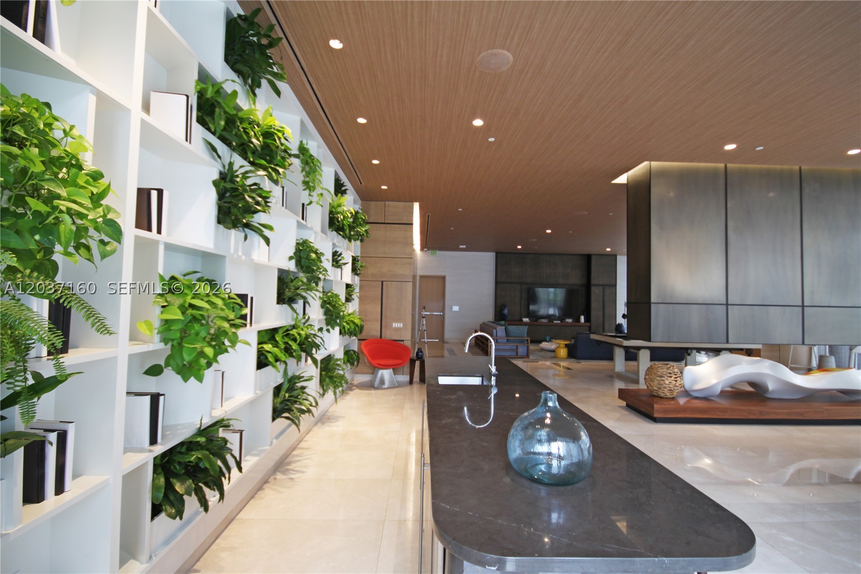 BRICKELL HEIGHTS EAST CON - Residential Lease