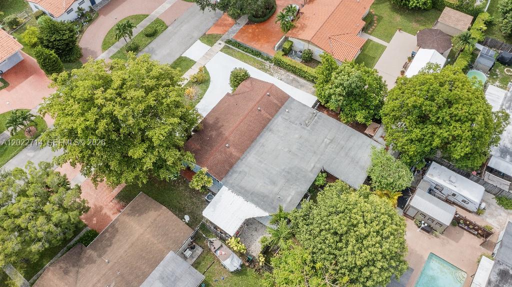 KENDALE LAKES SEC 4 - Residential