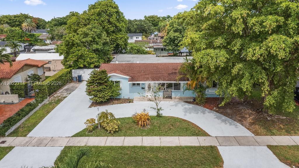 KENDALE LAKES SEC 4 - Residential