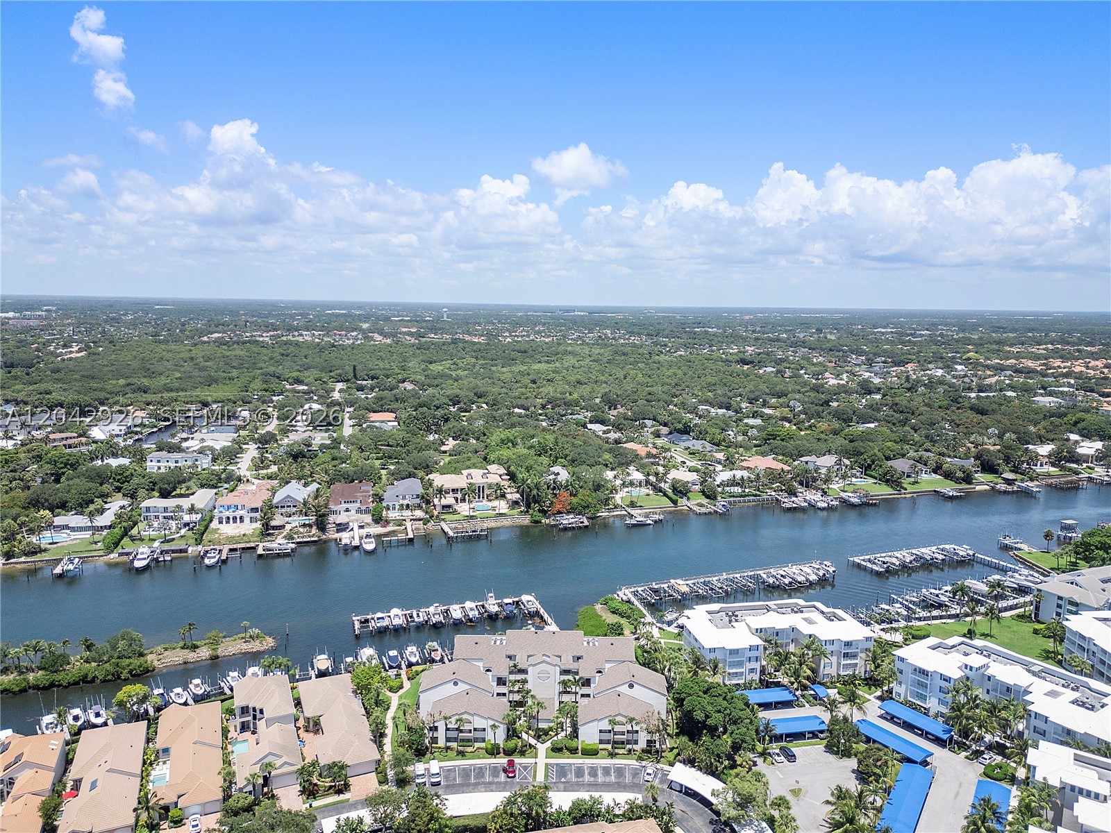 OAK HARBOUR CONDOS - Residential