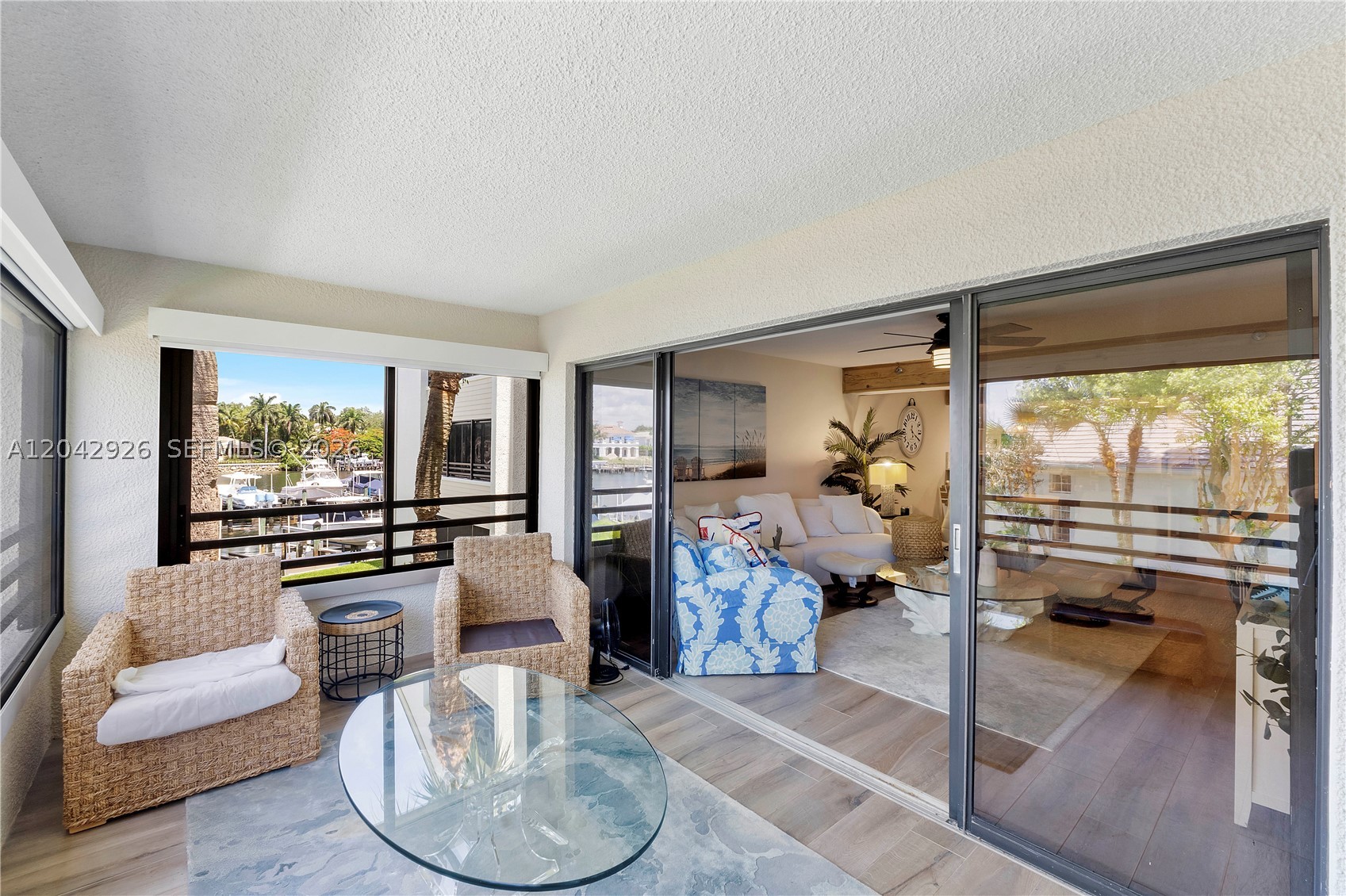 OAK HARBOUR CONDOS - Residential