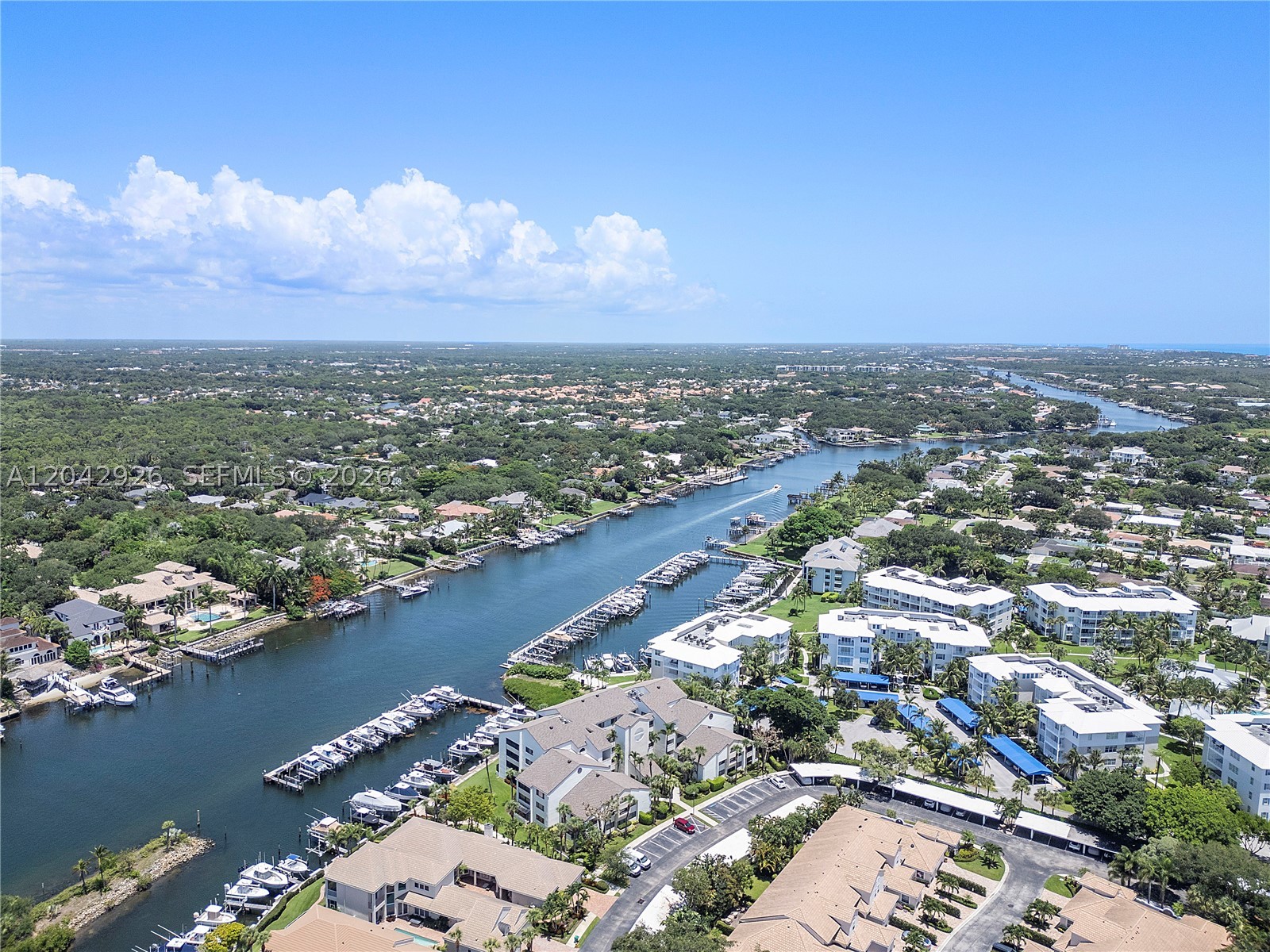 OAK HARBOUR CONDOS - Residential