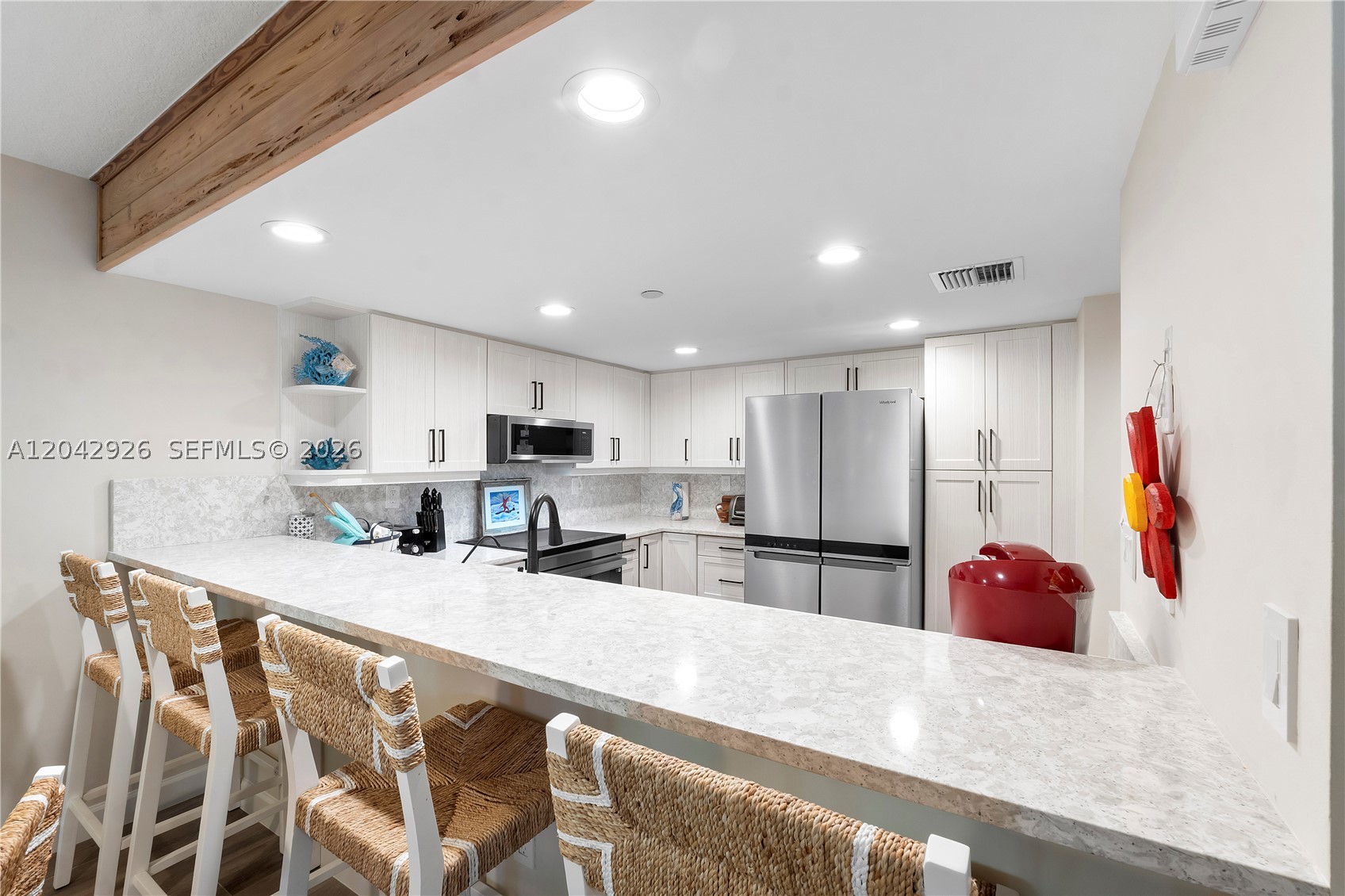 OAK HARBOUR CONDOS - Residential