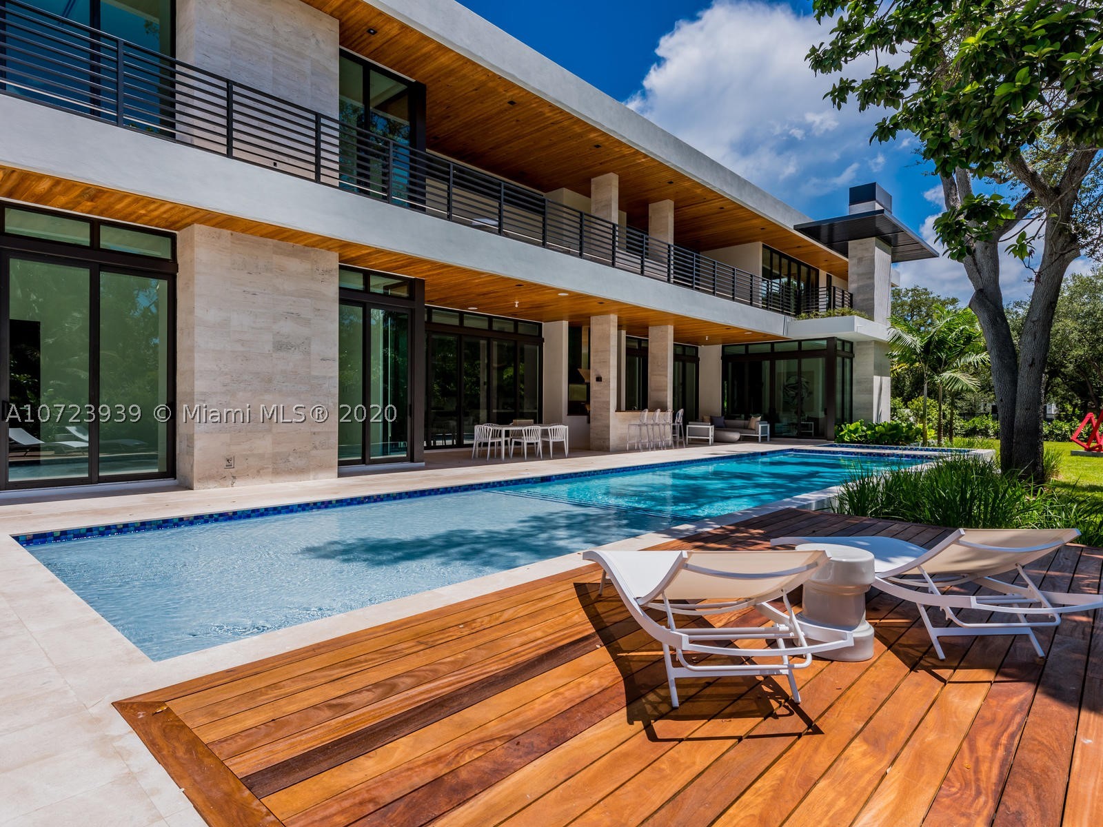 Granada Park - Residential