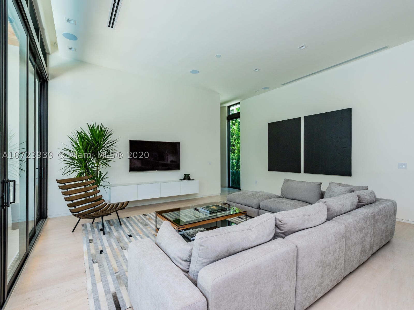 Granada Park - Residential