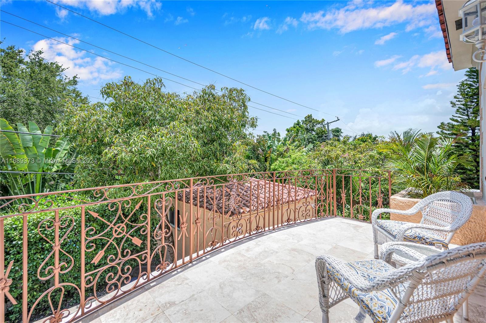 BILTMORE SUB - Residential Lease