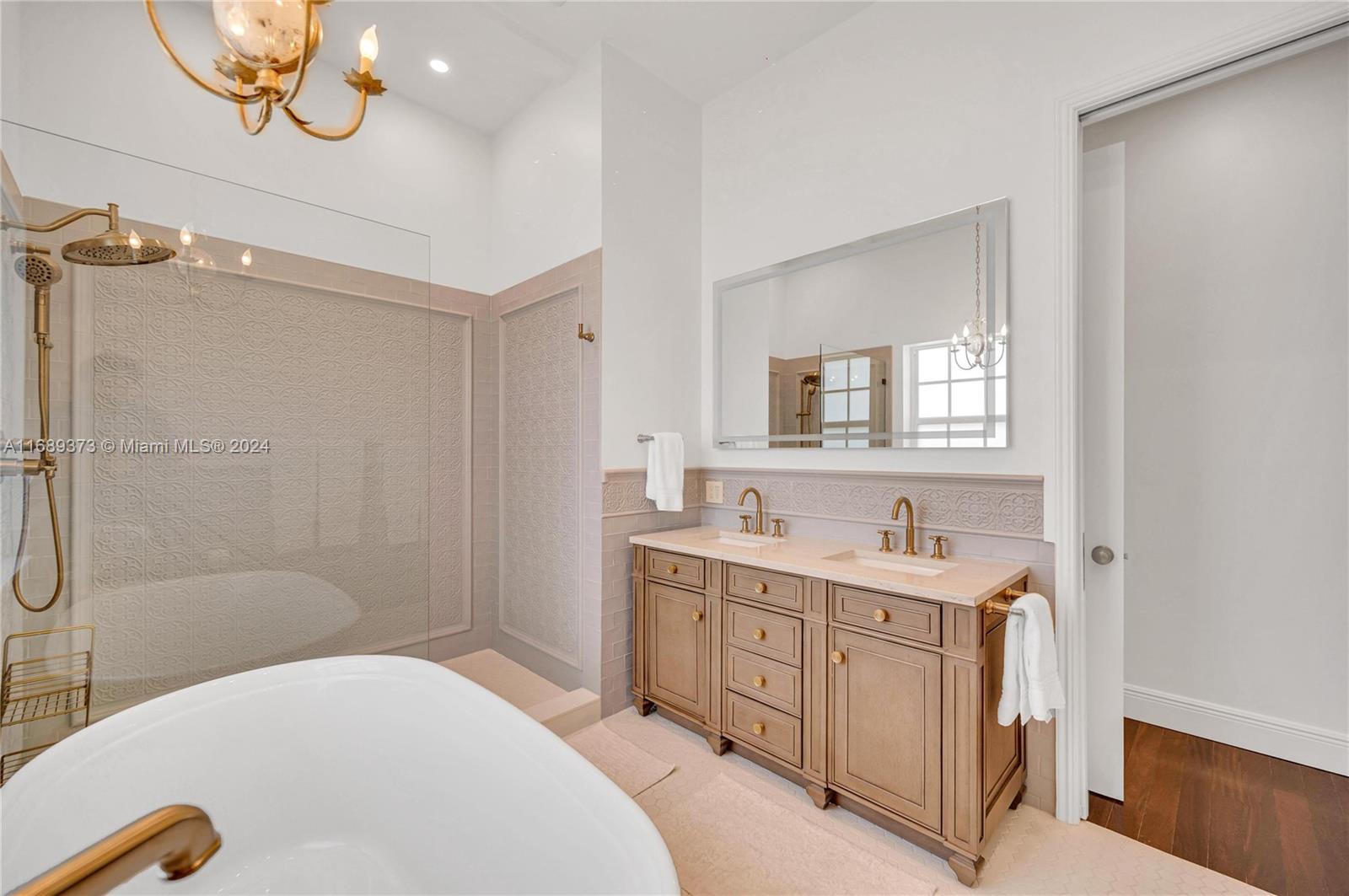 BILTMORE SUB - Residential Lease