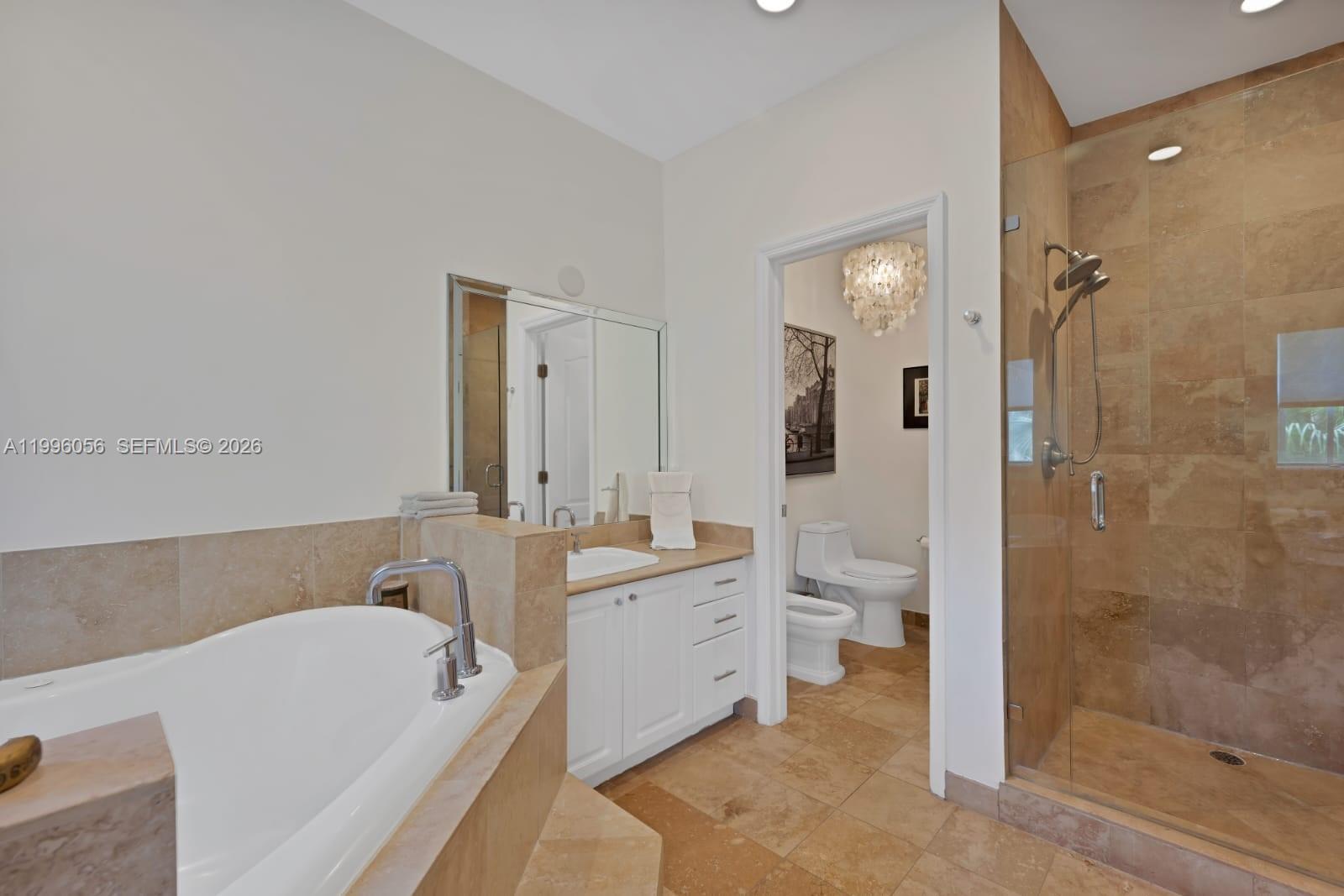 AVENTURA BAY TOWNHOMES - Residential