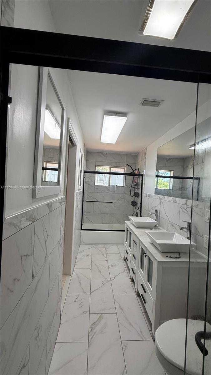 DAVIS ISLES SEC 4 - Residential