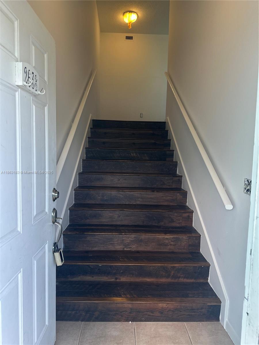 KEYS GATE CONDO NO THREE - Residential