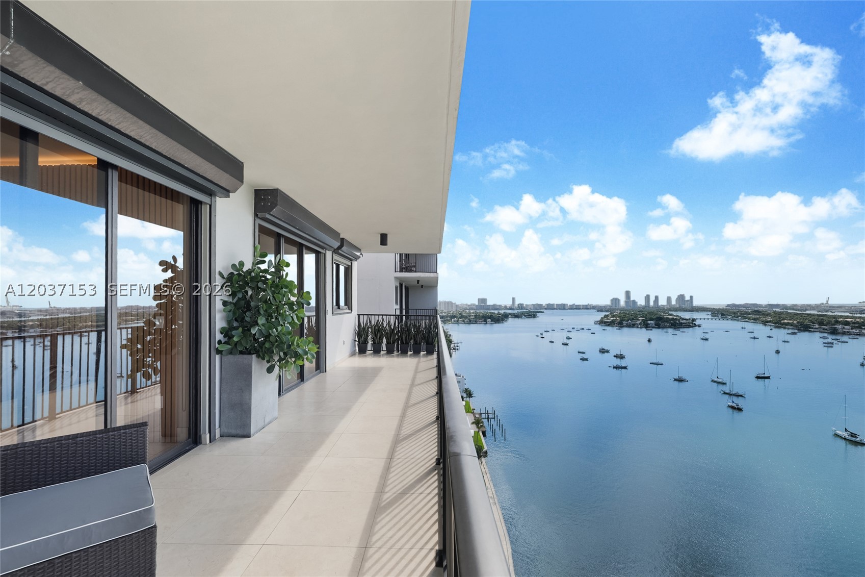 ONE THOUSAND VENETIAN WAY - Residential Lease