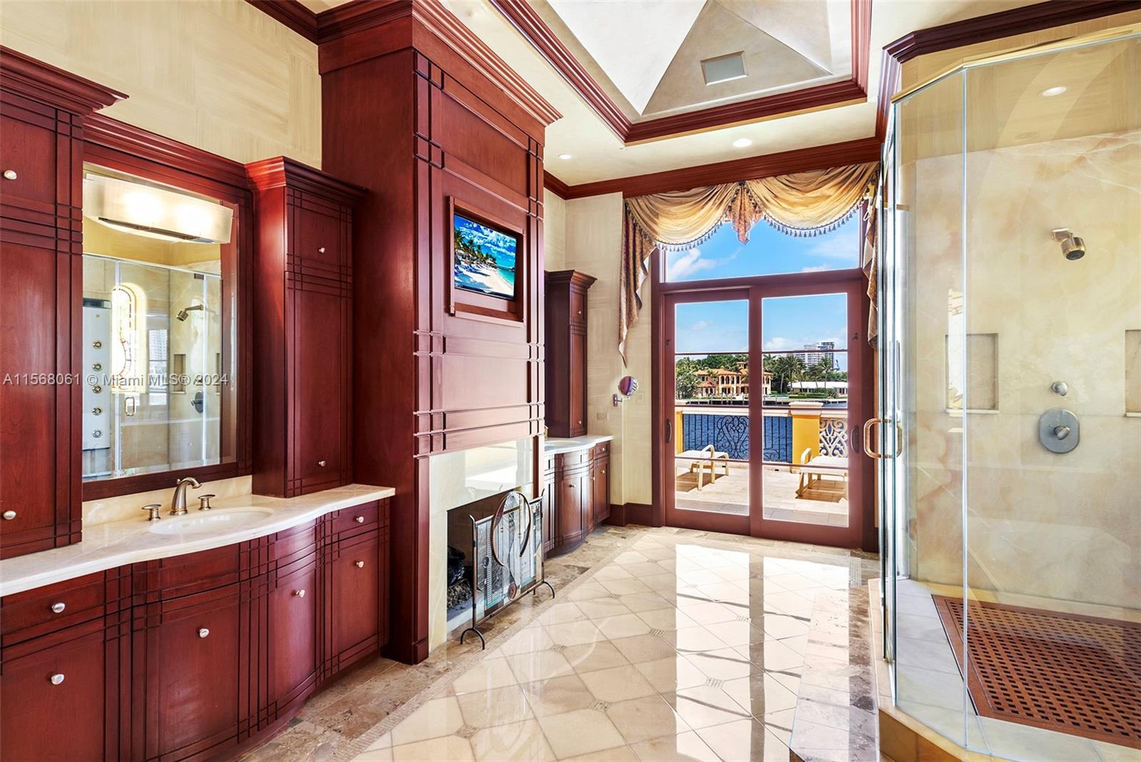 LAUDERDALE ISLES RE-AMEND - Residential