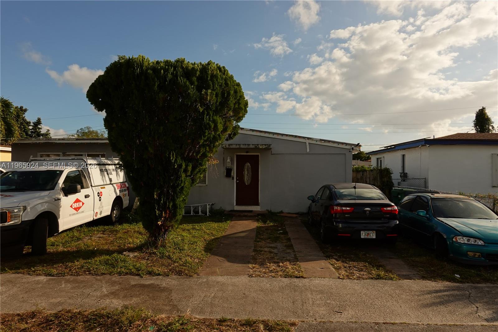 ARCOLA GARDENS - Residential