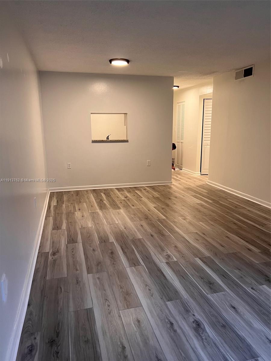 Gated community, safe and secure, leafy suburban but central to everything.
Common laundry close to unit.
Recently remodeled unit on first floor and parking right outside. All wood flooring throughout the unit. 3 closets (pantry, storage & clothes). New AC, samsung oven with air fryer. Tenant in place till July 2026. 24 hour roving patrol. Clubhouse with gym, tennis courts and pool. Tenant on premises DND. By appt. only,  Quick and easy closing using seller's closing agent.
Tenant in place paying $1400.00 till July 31 2026, then month2month.
SA $59.00 monthly, ends June 2030, buyer to assume upon closing