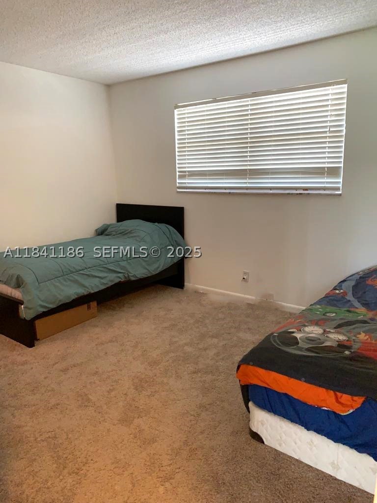 OAK HILLS CONDO NO III - Residential