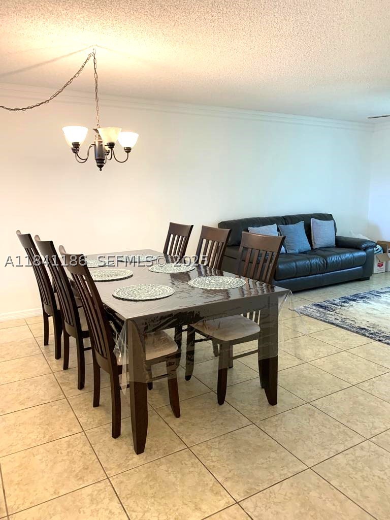 OAK HILLS CONDO NO III - Residential