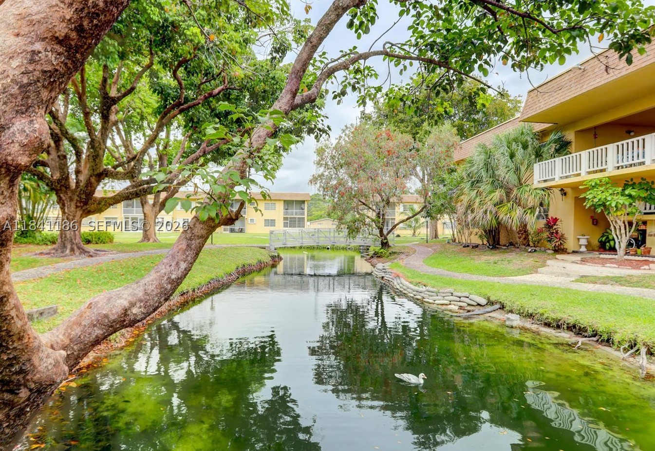 OAK HILLS CONDO NO III - Residential