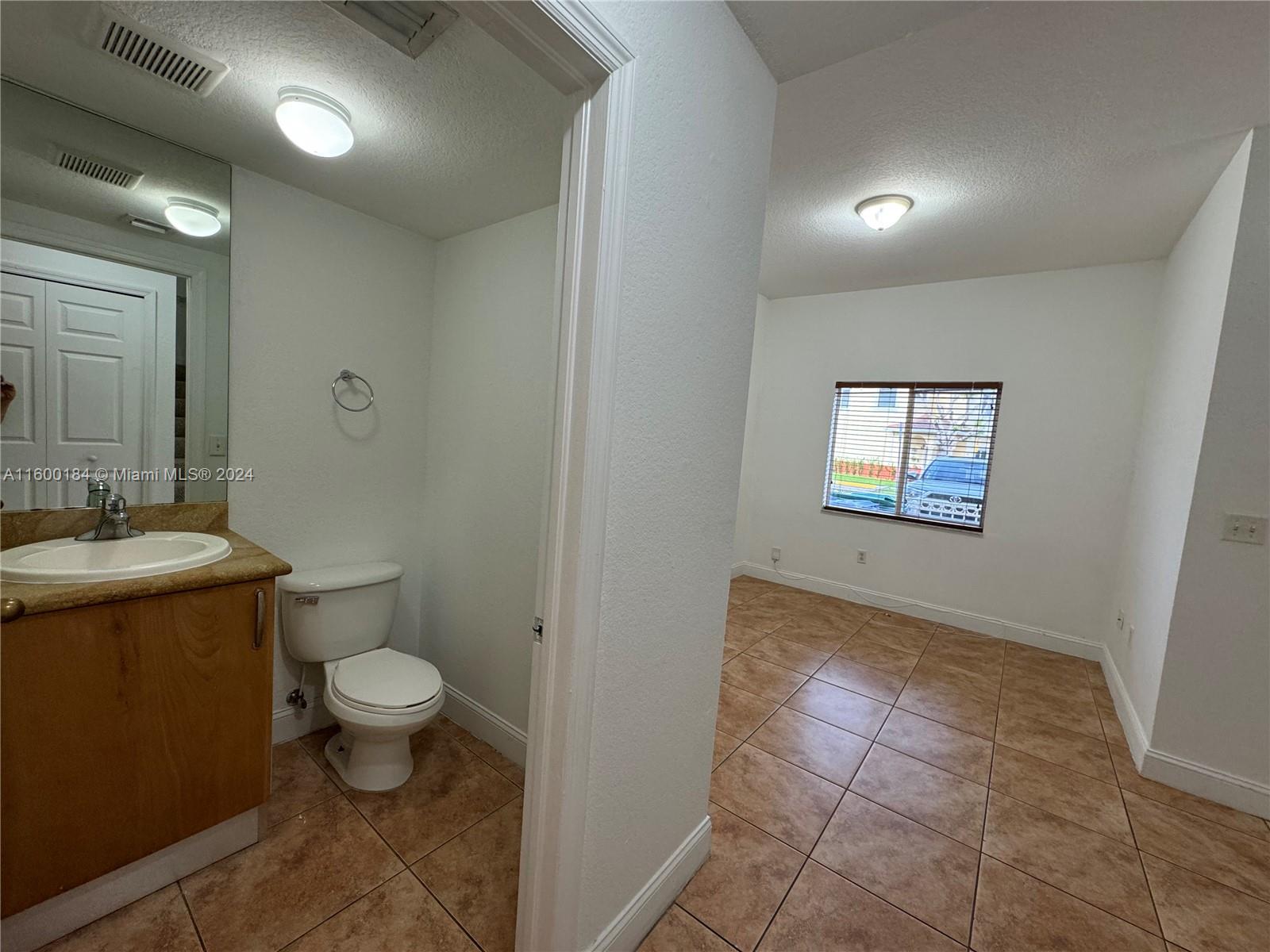 TUSCAN LAKE VILLAS - Residential Lease