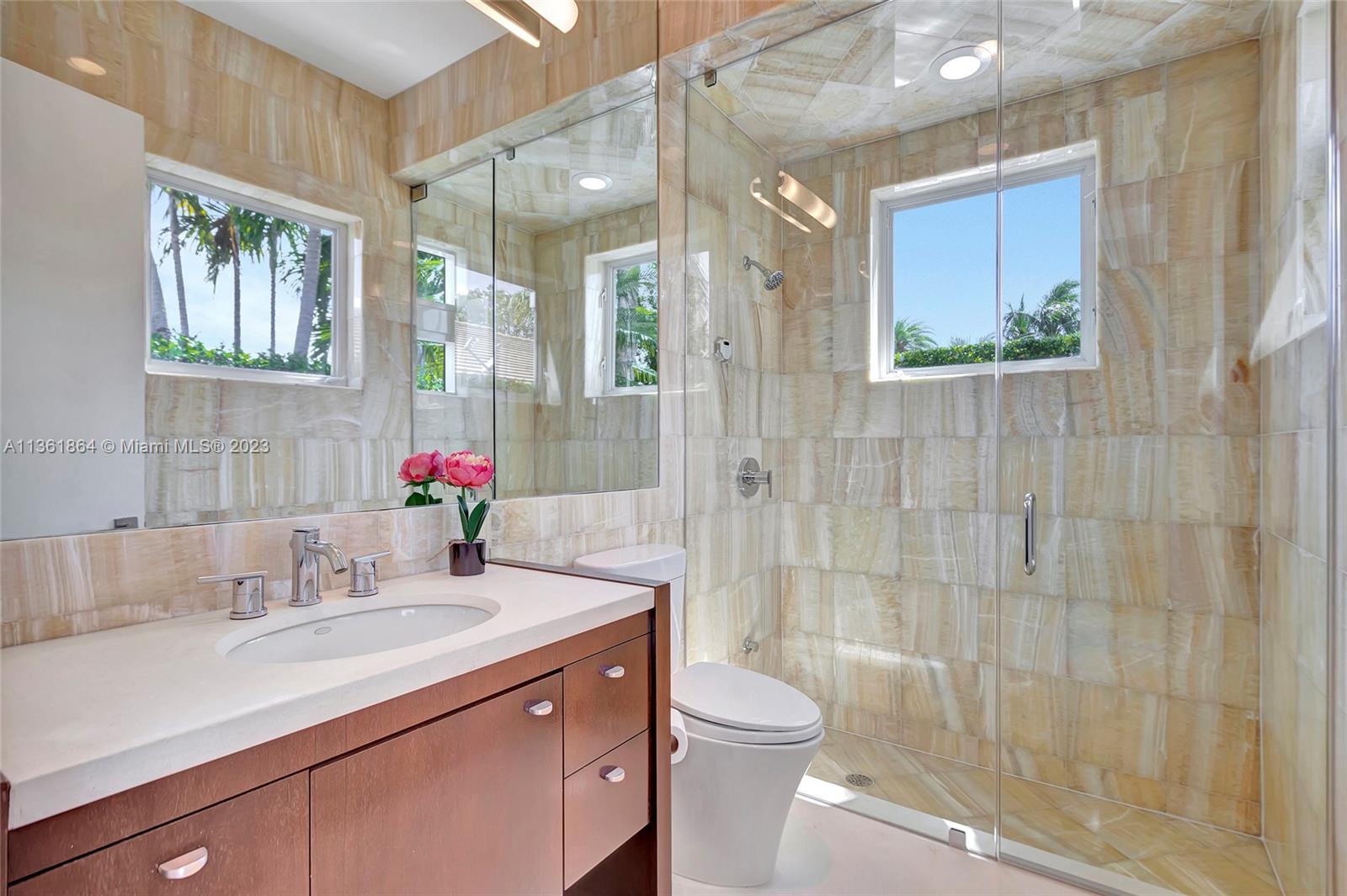 CORAL RIDGE COUNTRY CLUB - Residential