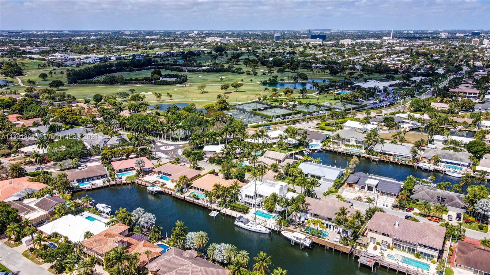 CORAL RIDGE COUNTRY CLUB - Residential