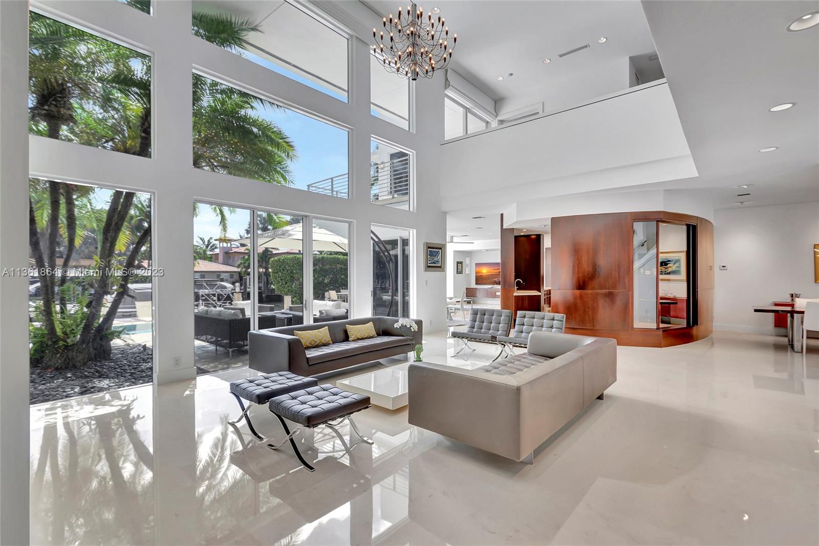 CORAL RIDGE COUNTRY CLUB - Residential