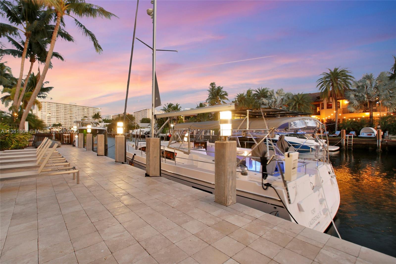CORAL RIDGE COUNTRY CLUB - Residential