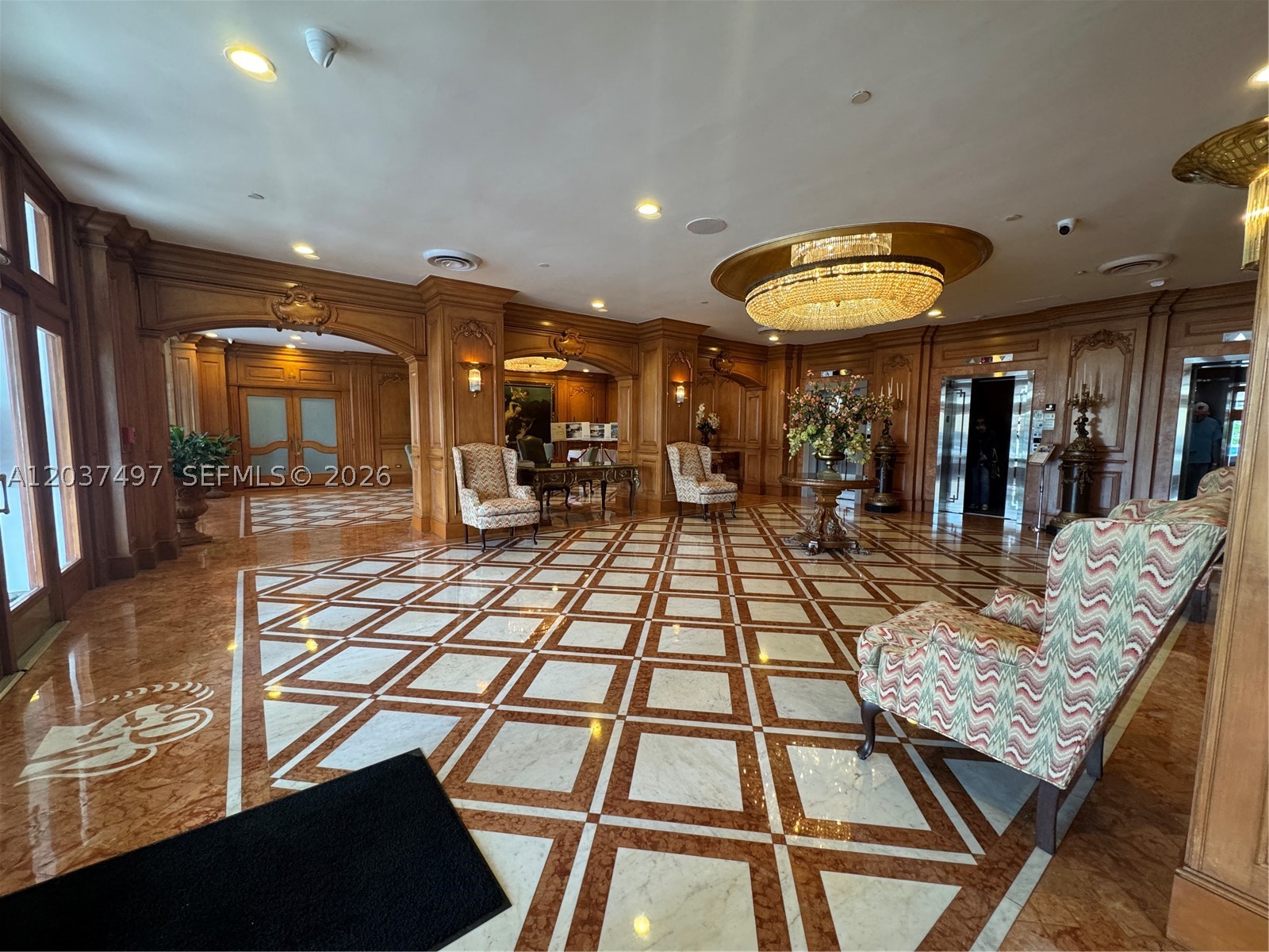 DAVID WILLIAM HOTEL CONDO - Residential