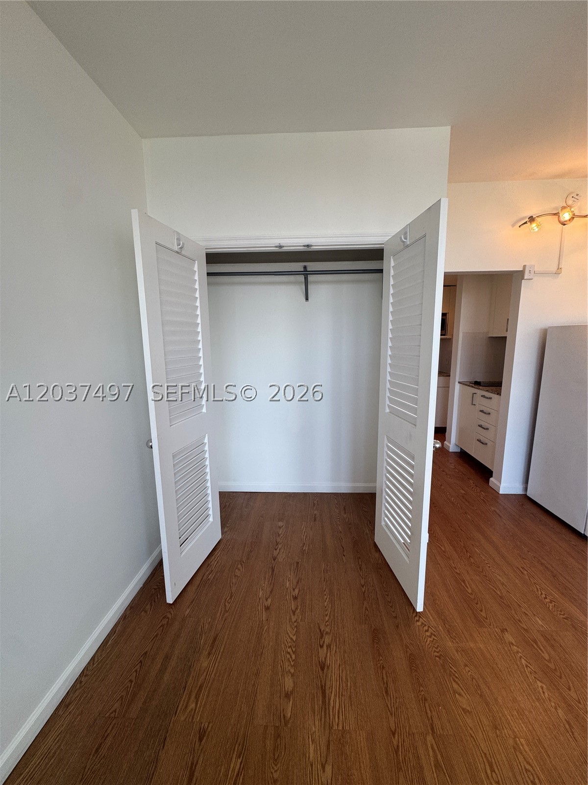 DAVID WILLIAM HOTEL CONDO - Residential