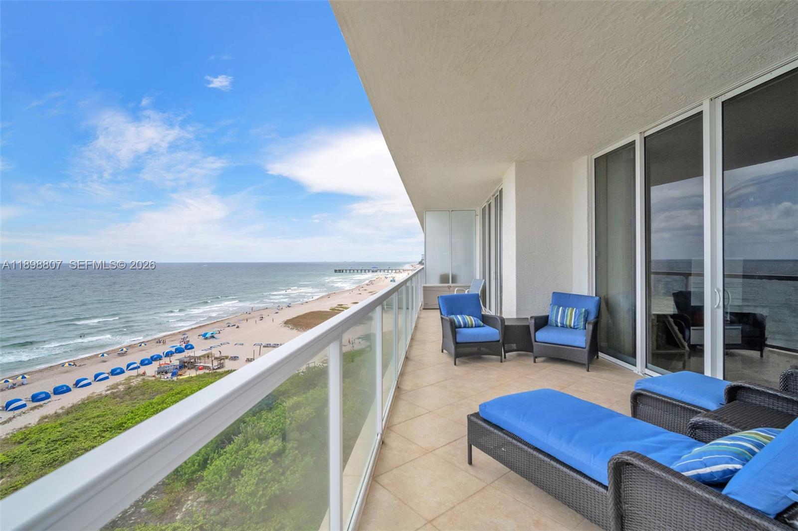 LUNA OCEAN RESIDENCES CON - Residential