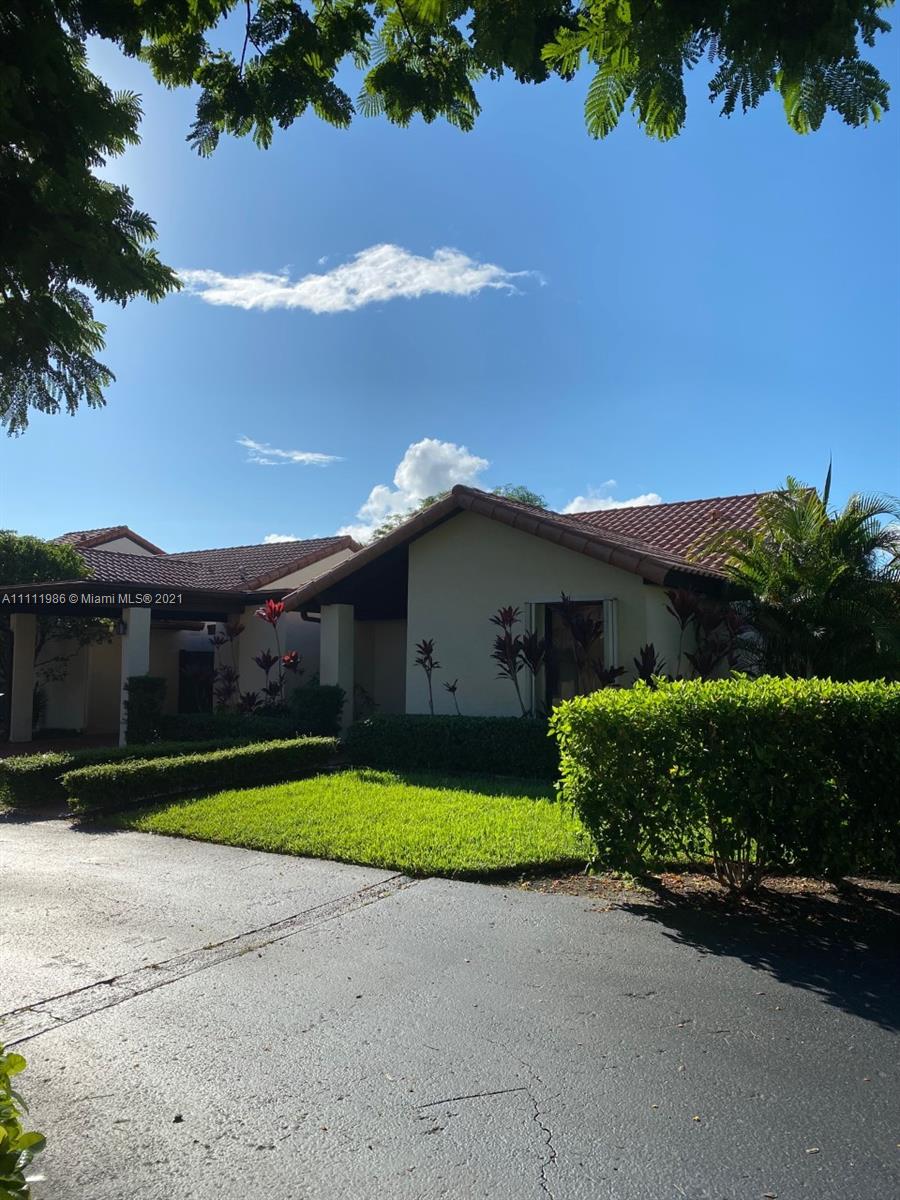 GLADEWIND HEIGHTS - Residential Lease