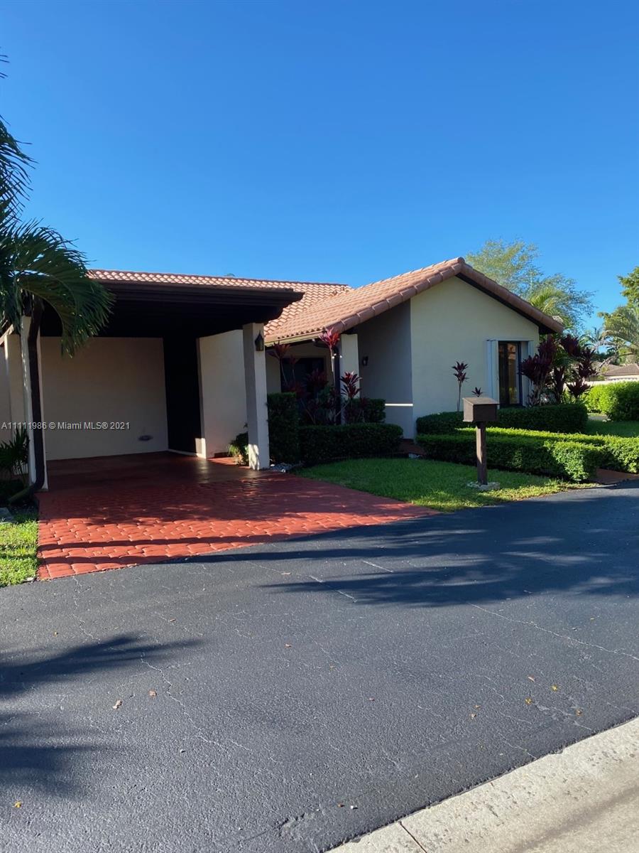GLADEWIND HEIGHTS - Residential Lease