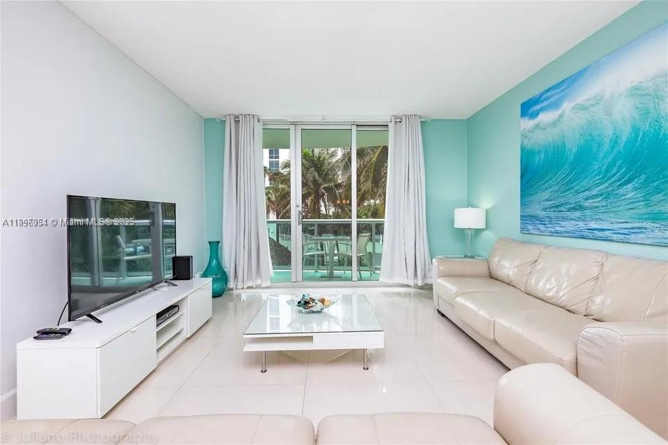 TIDES ON HOLLYWOOD BEACH - Residential