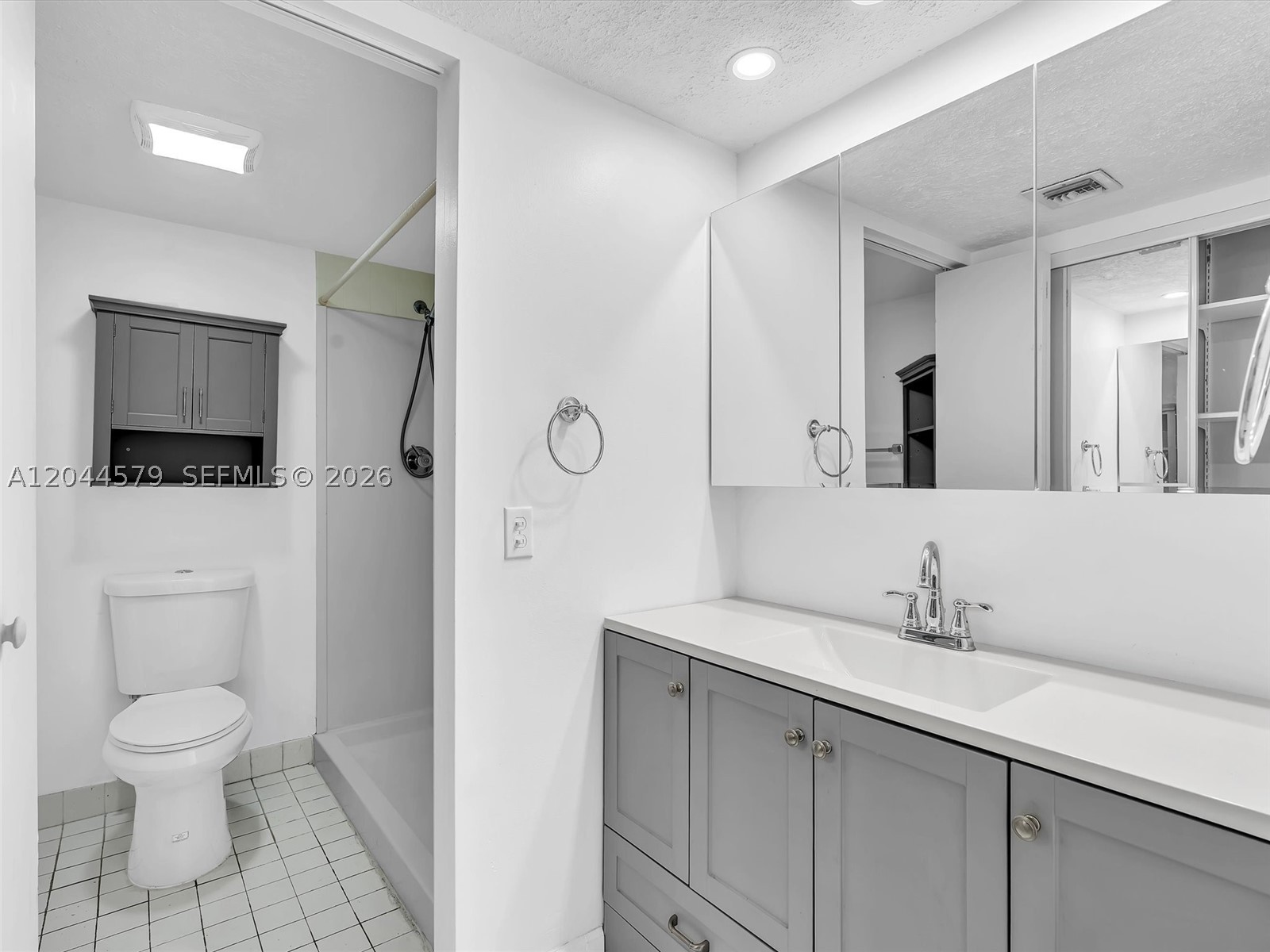 BAHAMA VILLAGE CONDO - Residential