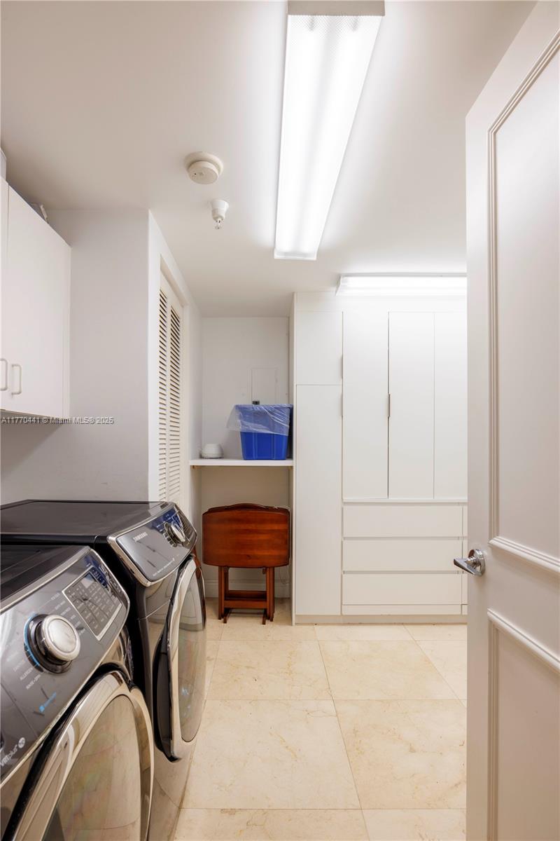 LAKE TOWER CONDO - Residential