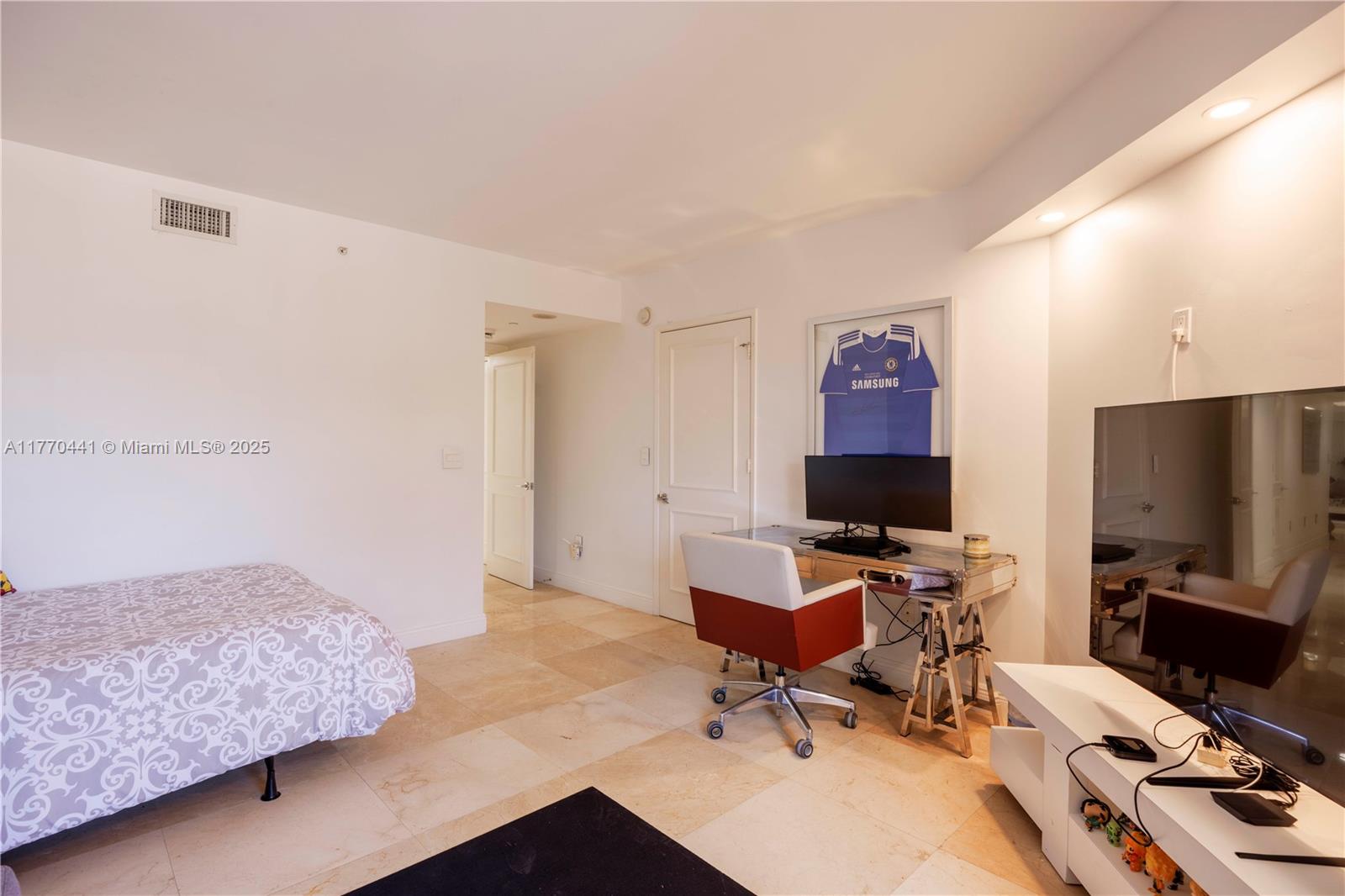 LAKE TOWER CONDO - Residential